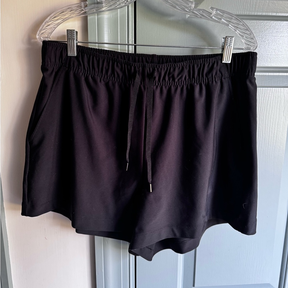 Old Navy Black Women's Athletic Shorts with Drawstring